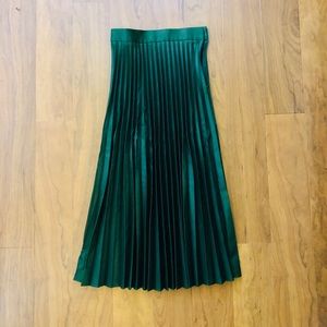 Zara emerald pleated skirt